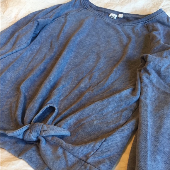 GAP knotted pullover sweatshirt - Picture 2 of 2
